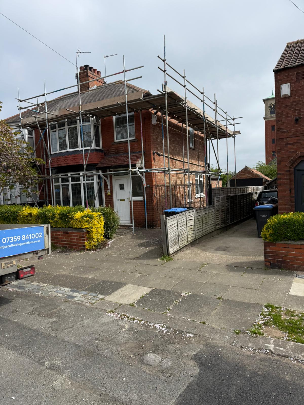 Residential house scaffolding