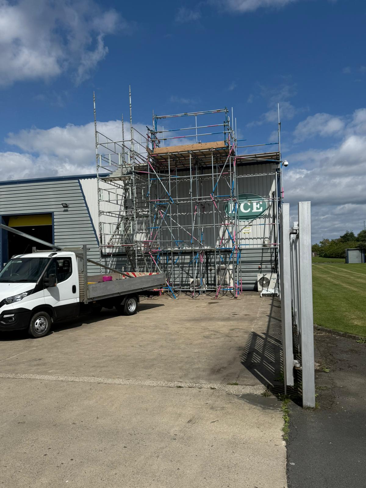 Industrial unit access tower